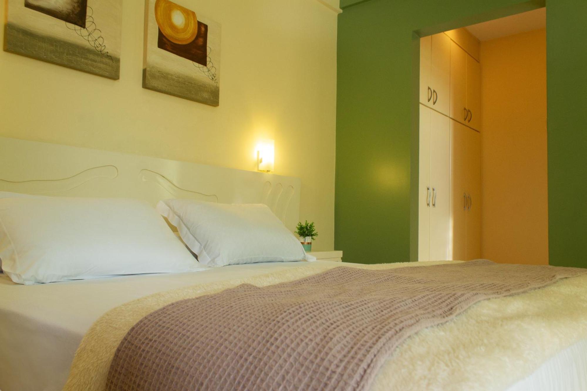 Hotel Cavera 阿莱格雷特 外观 照片